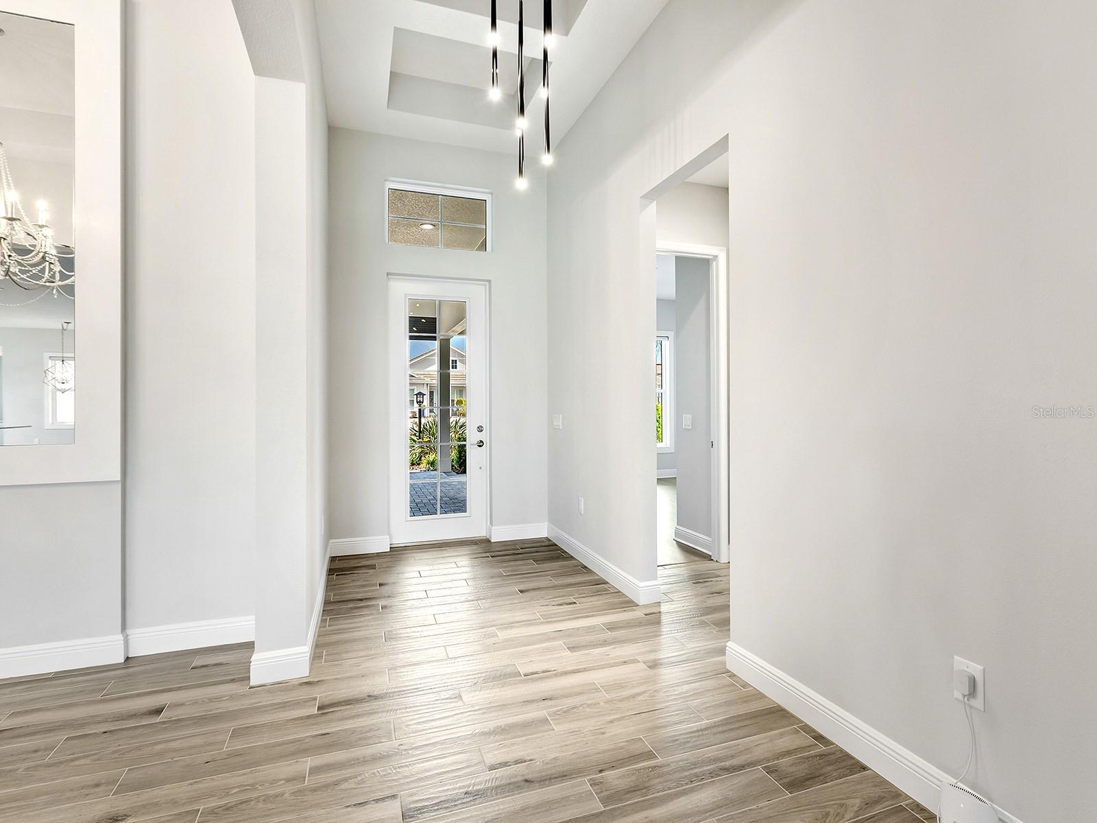 8282 Grande Shores, Sarasota, FL 34240