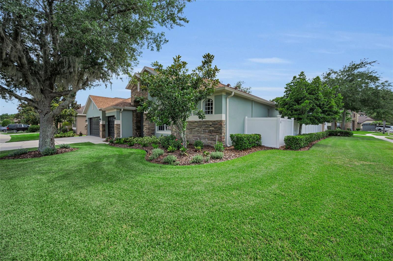 1629 Salmonberry, Wesley Chapel, FL 33543
