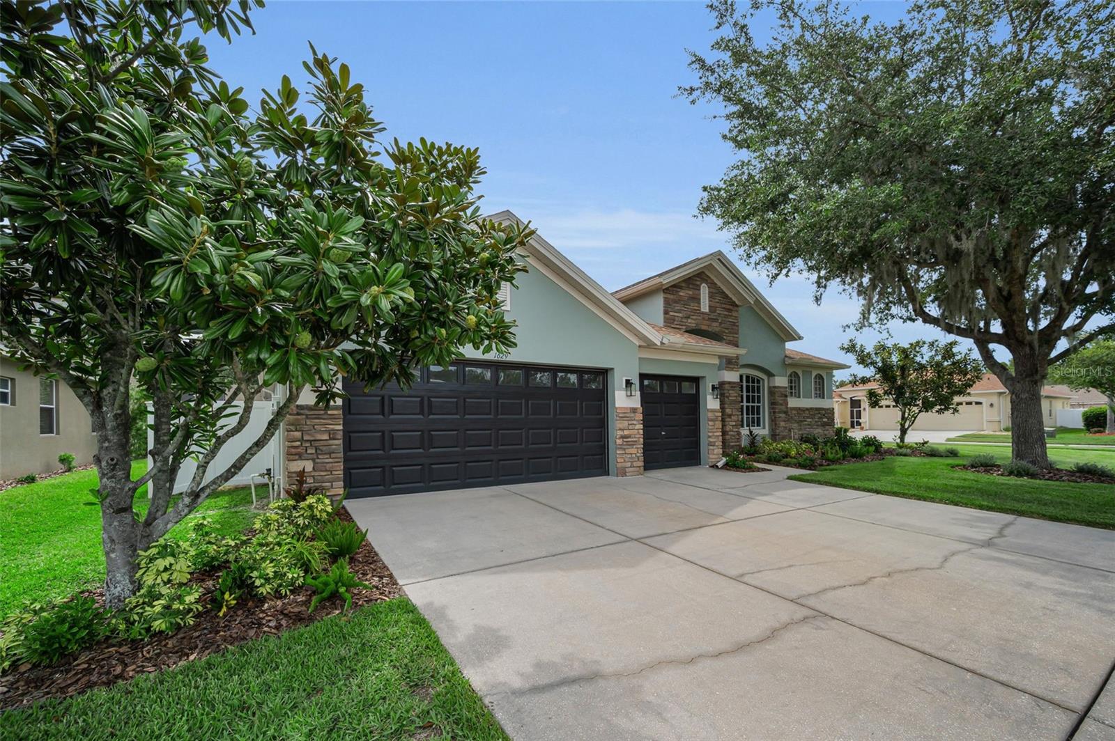 1629 Salmonberry, Wesley Chapel, FL 33543