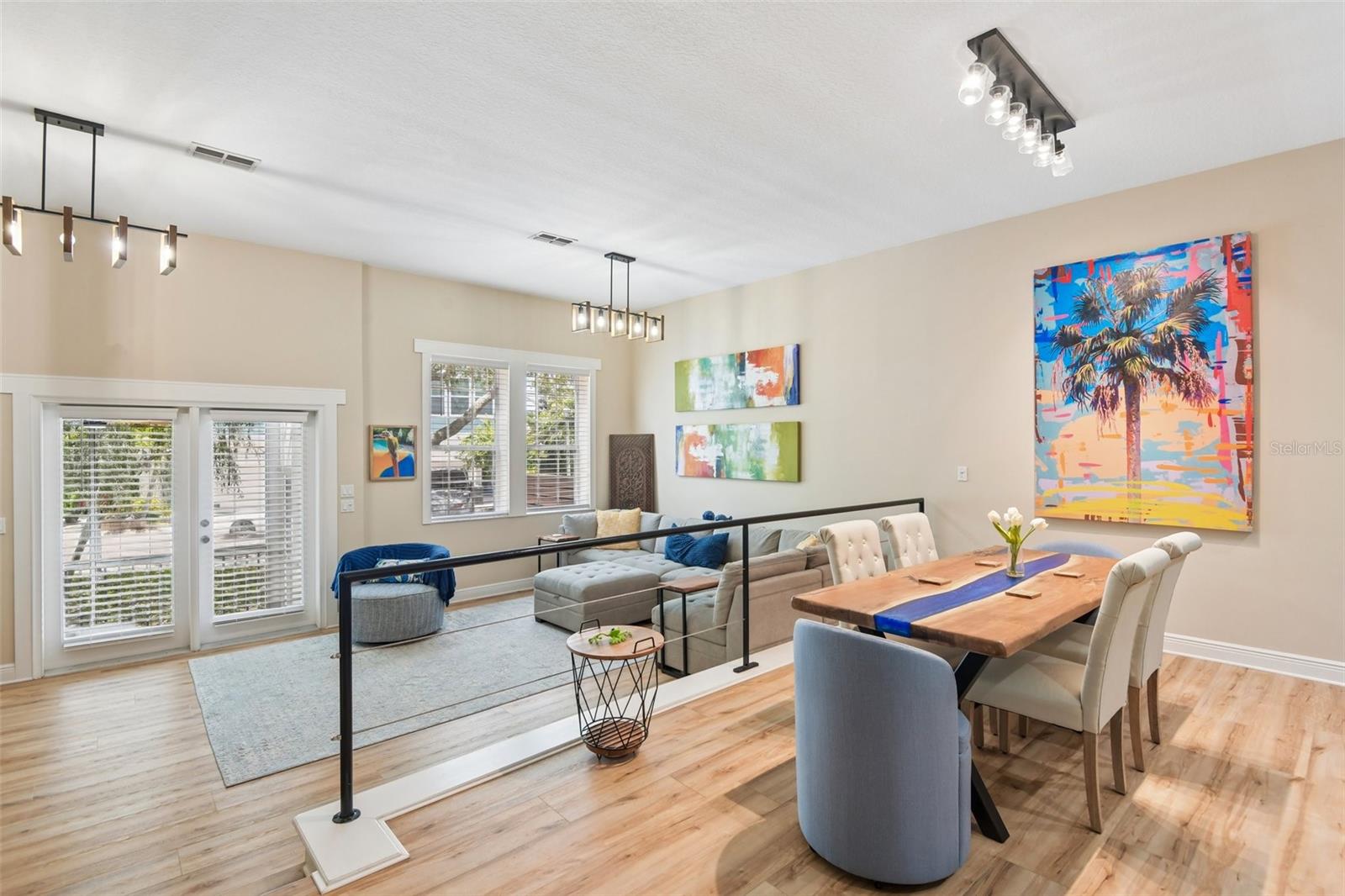 131 Athenian, Tarpon Springs, FL 34689