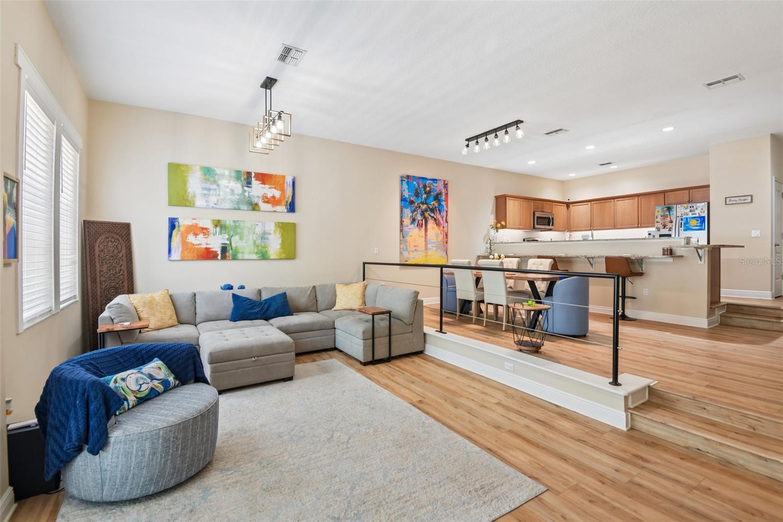 131 Athenian, Tarpon Springs, FL 34689