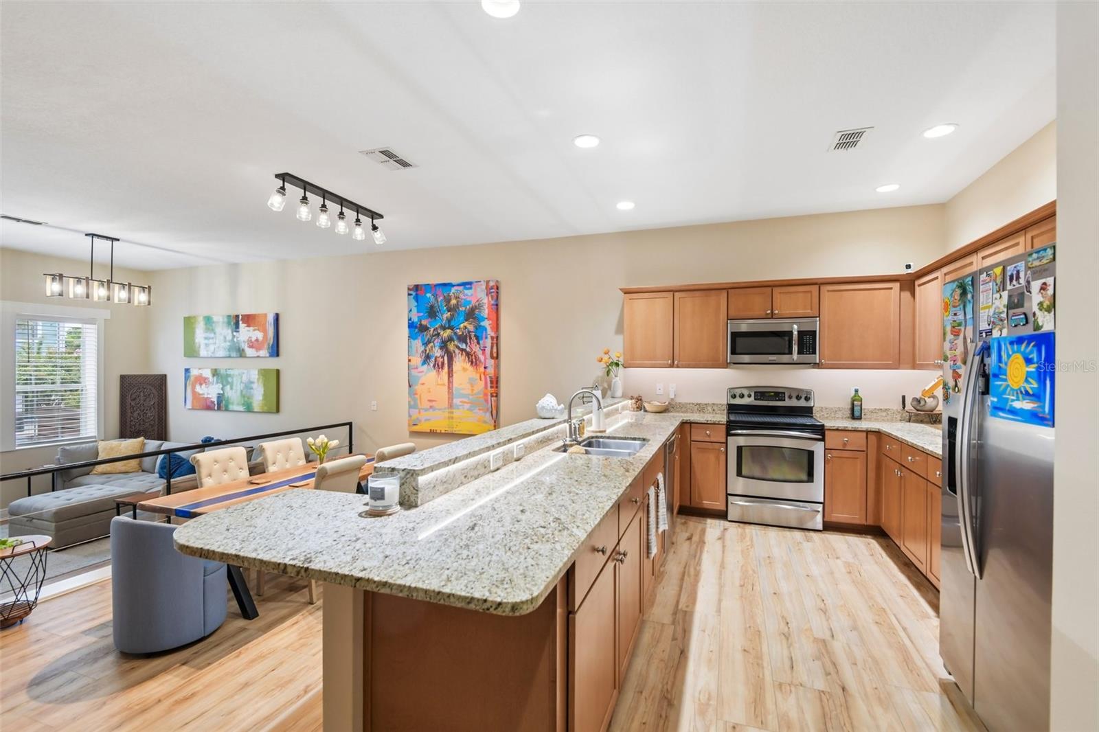 131 Athenian, Tarpon Springs, FL 34689