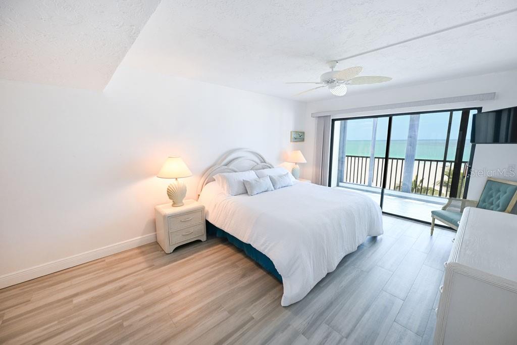 1100 Benjamin Franklin Unit 502, Sarasota, FL 34236