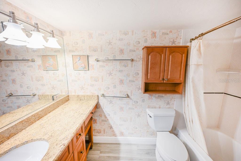 1100 Benjamin Franklin Unit 502, Sarasota, FL 34236