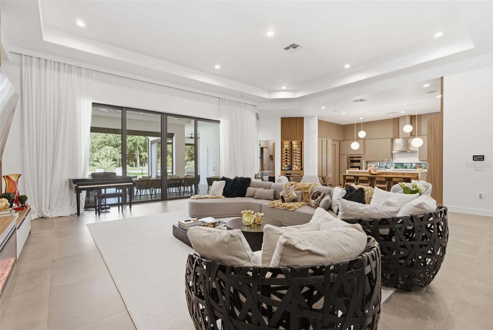 15800 Pendio, Bella Collina, FL 34756
