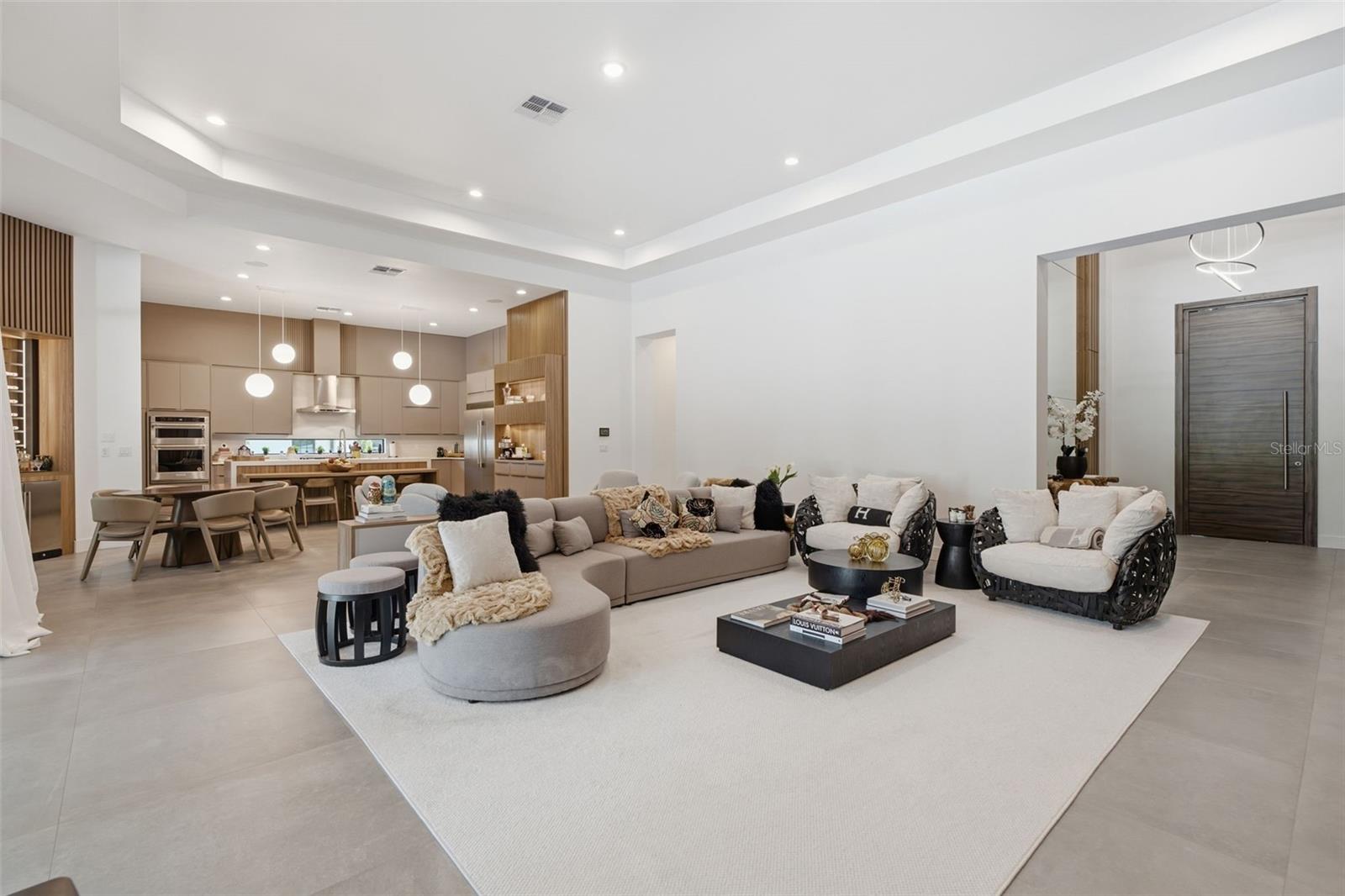 15800 Pendio, Bella Collina, FL 34756
