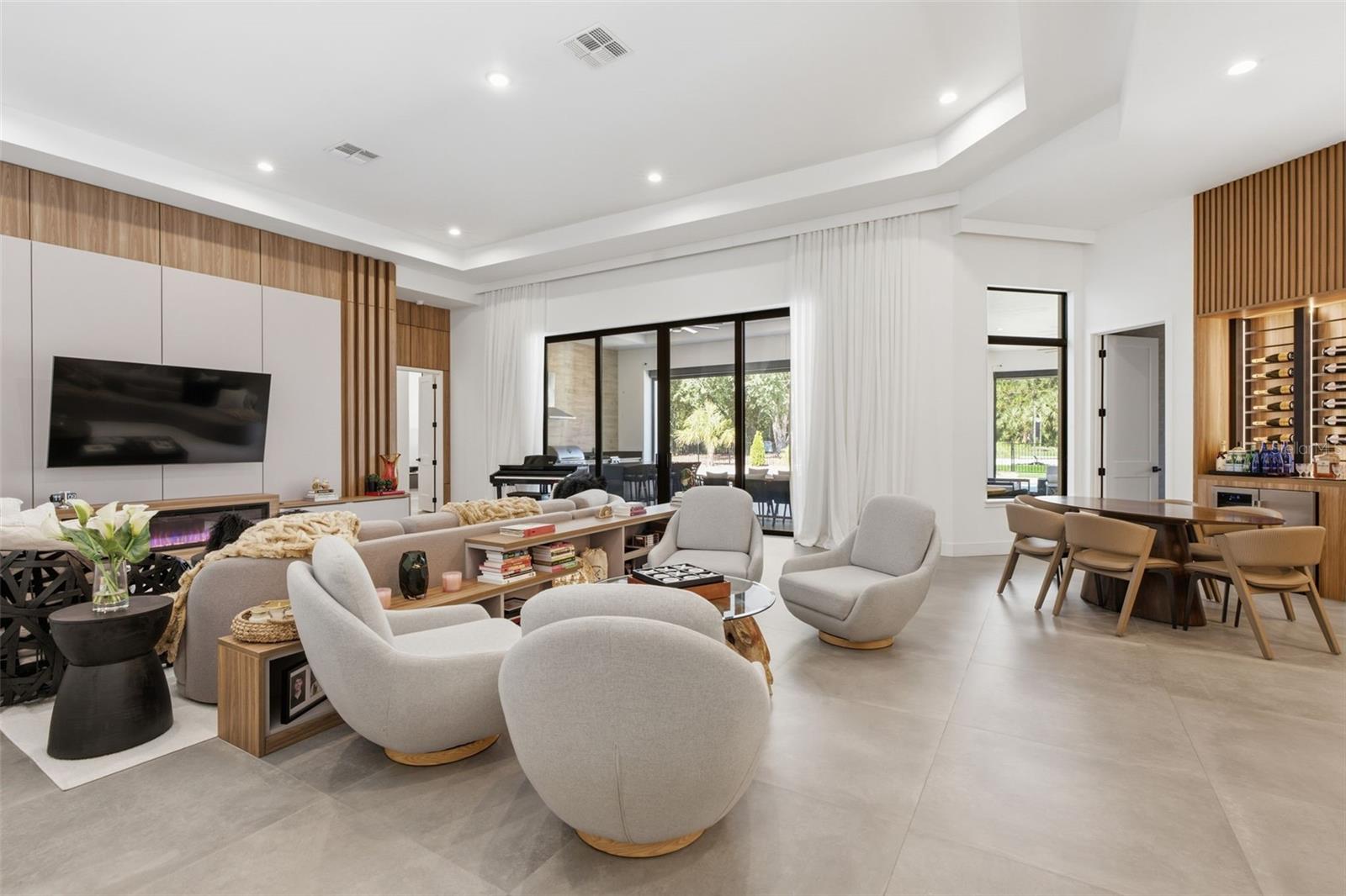 15800 Pendio, Bella Collina, FL 34756