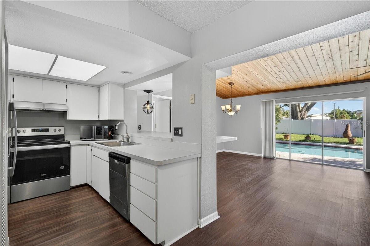 10202 56th, Pinellas Park, FL 33782