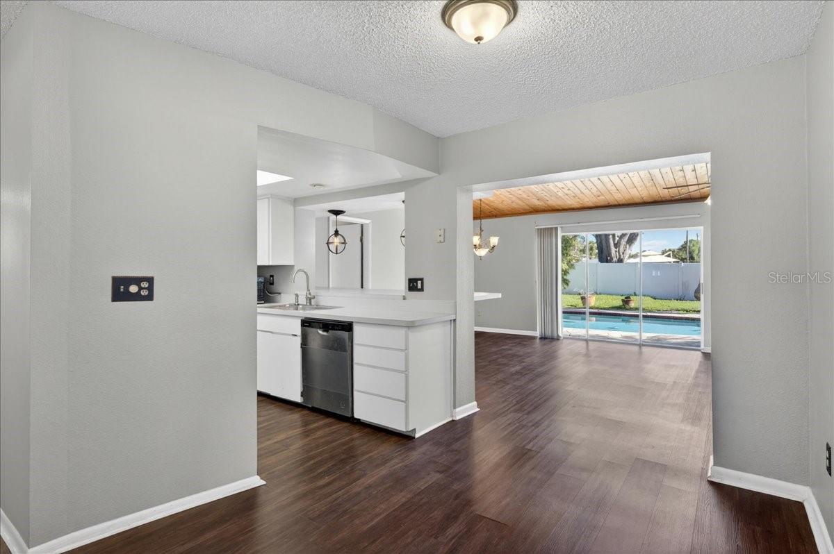 10202 56th, Pinellas Park, FL 33782