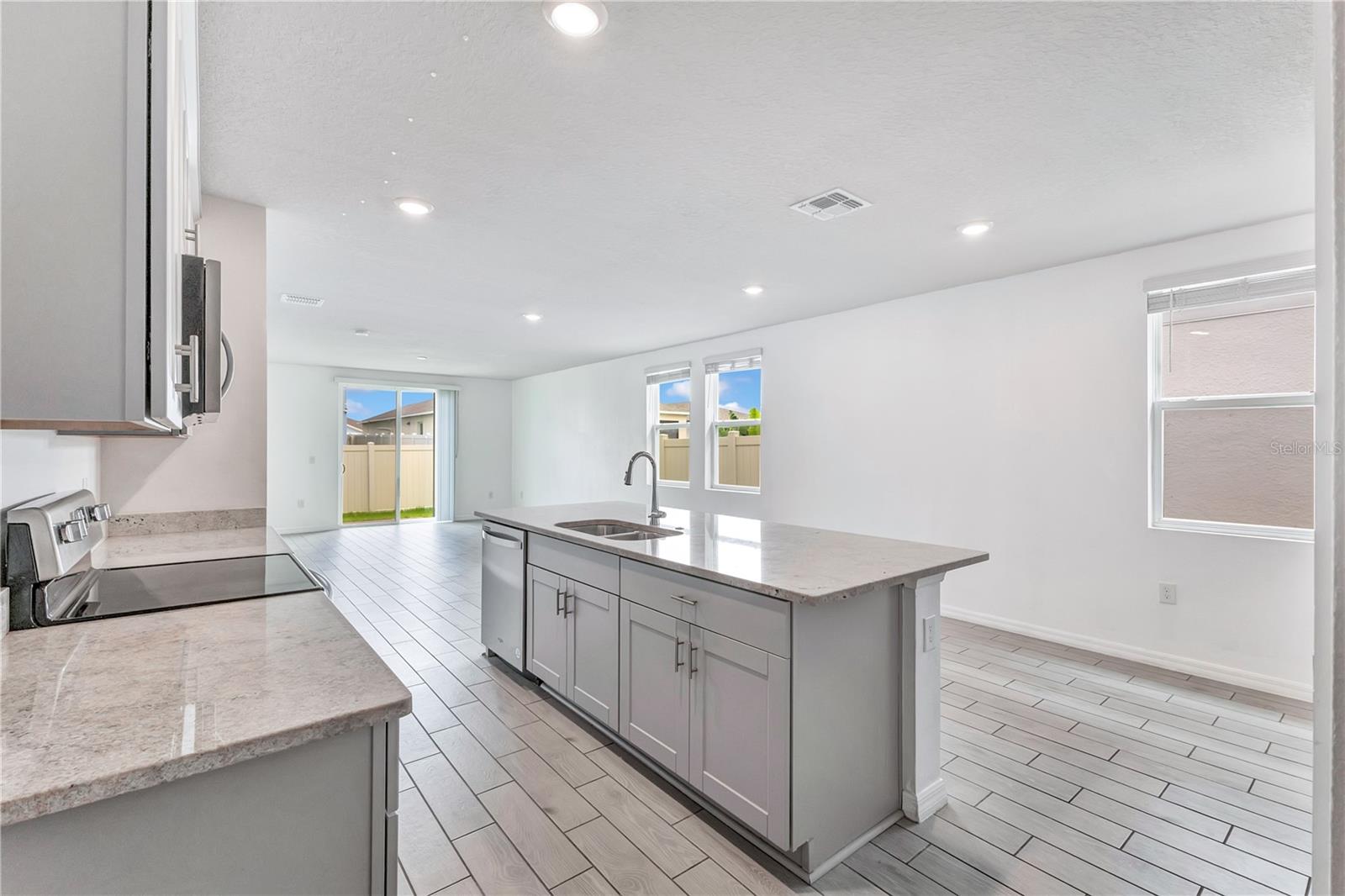 1831 Carnostie, Winter Haven, FL 33884