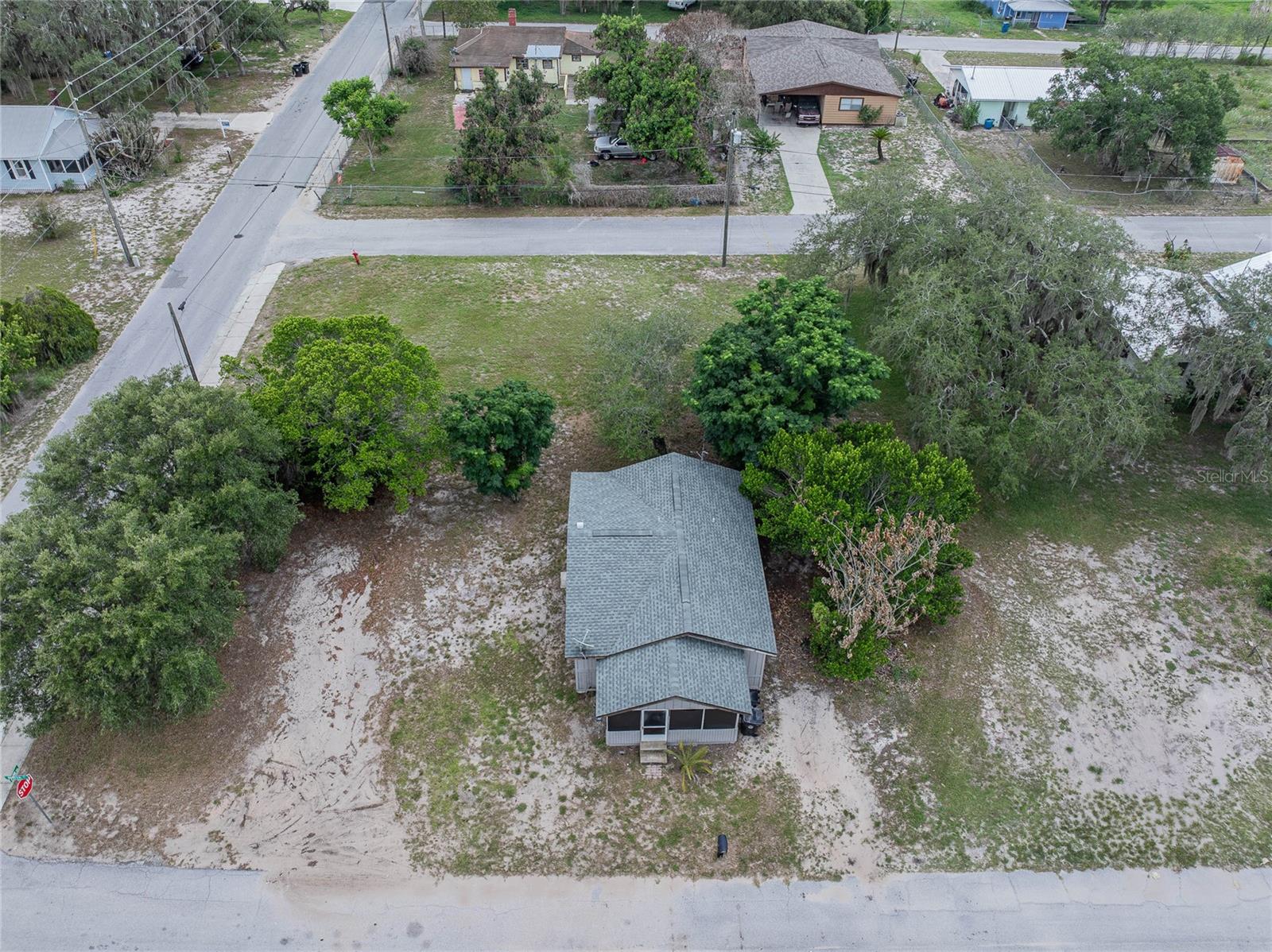 5 North, Frostproof, FL 33843