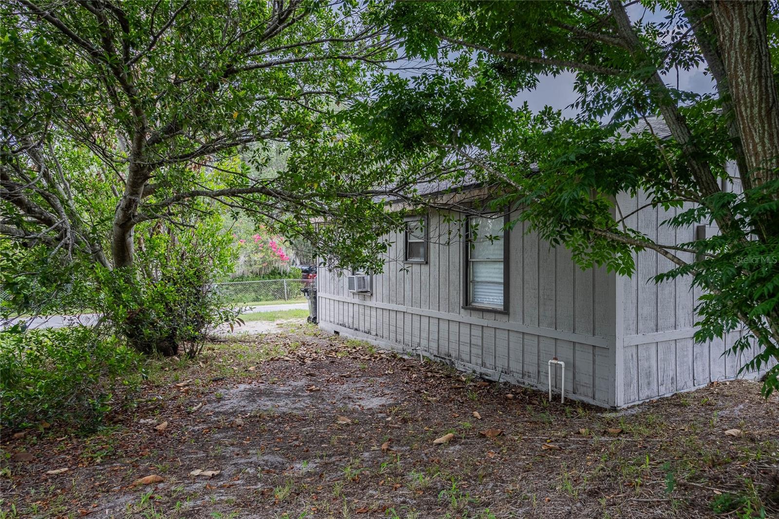 5 North, Frostproof, FL 33843