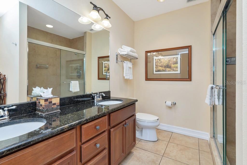 13941 Clubhouse Unit 103, Tampa, FL 33618