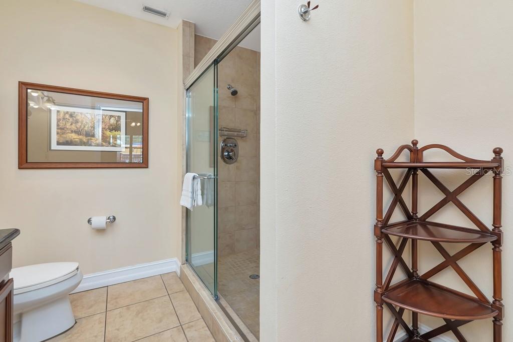 13941 Clubhouse Unit 103, Tampa, FL 33618
