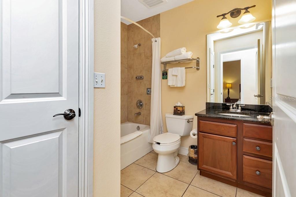 13941 Clubhouse Unit 103, Tampa, FL 33618