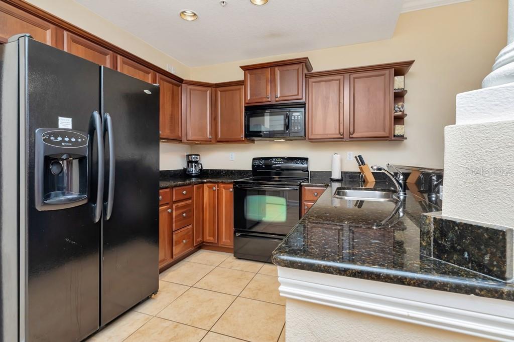 13941 Clubhouse Unit 103, Tampa, FL 33618