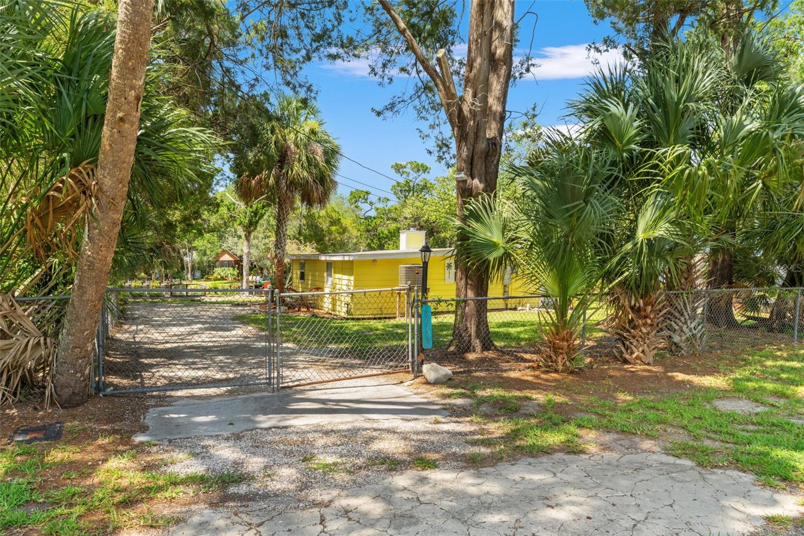6053 Palm Creek, Weeki Wachee, FL 34607