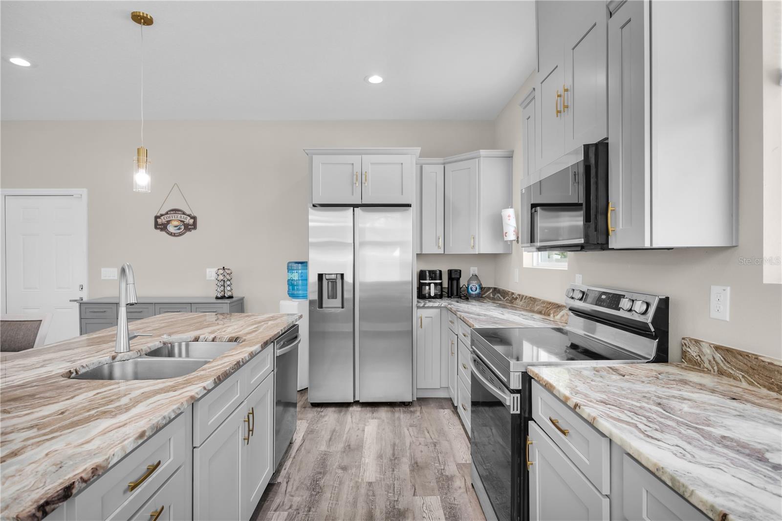 2404 Cassell, Tampa, FL 33605