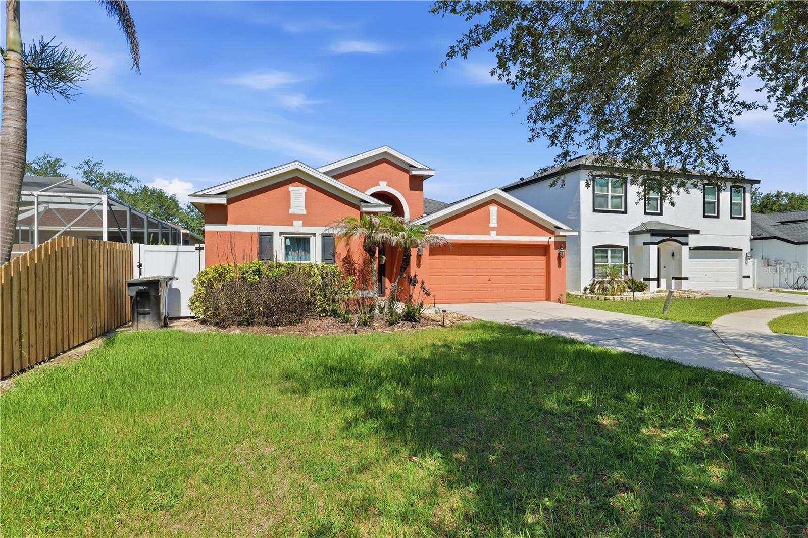 704 Parsons Pointe St, Seffner, FL 33584