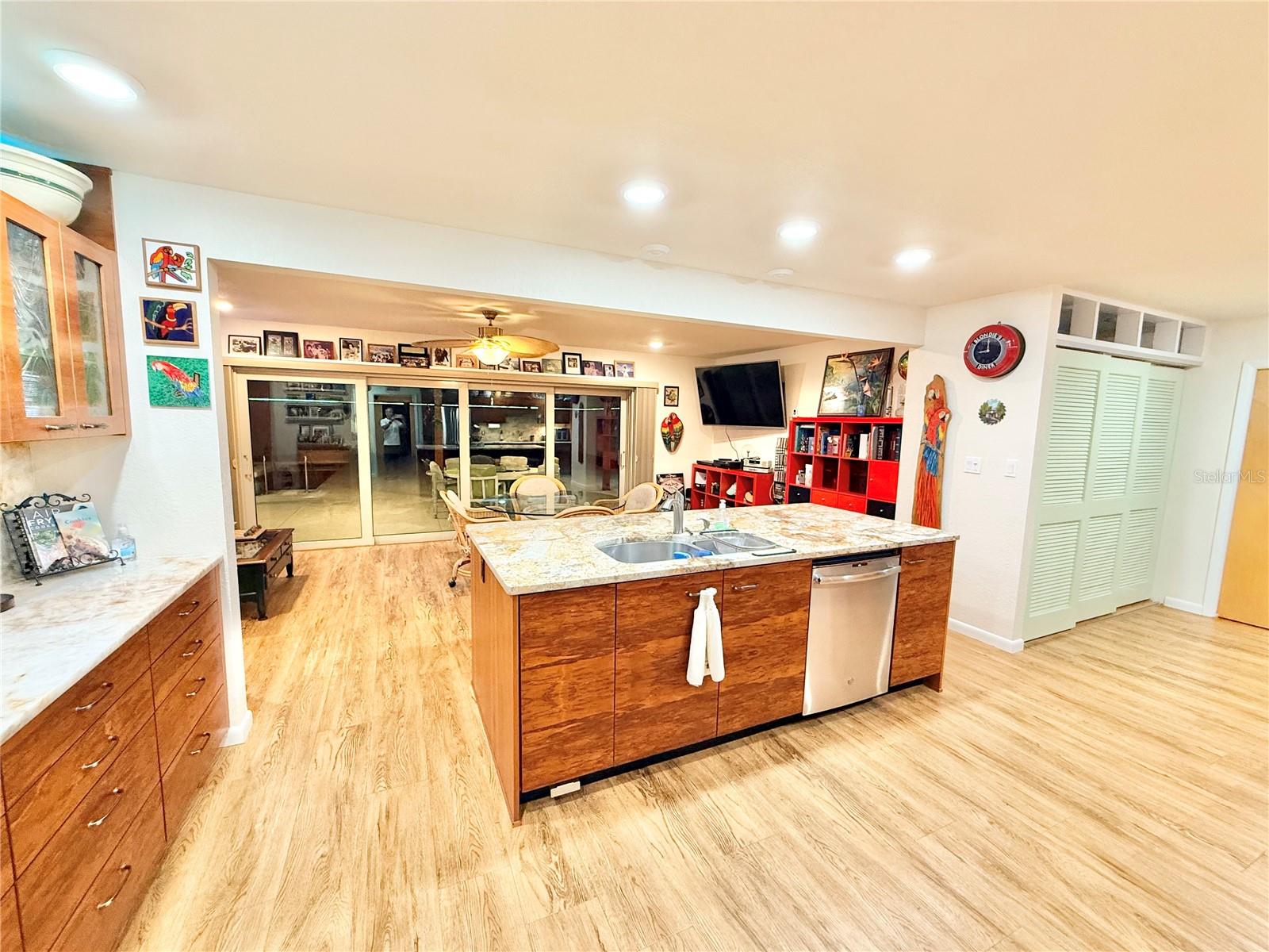 209 Delaware, Tavares, FL 32778