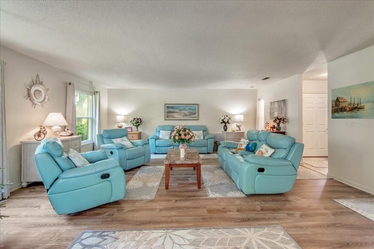 10522 146th Terrace, Ocklawaha, FL 32179