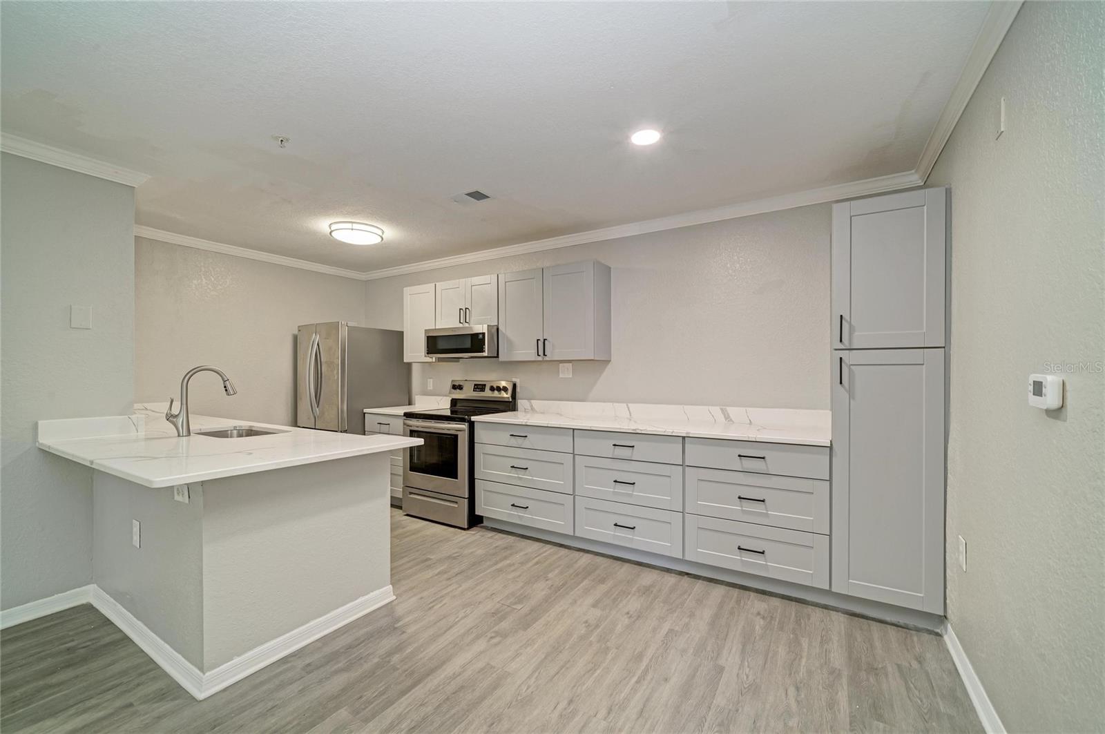 8932 Manor Unit 102, Bradenton, FL 34202