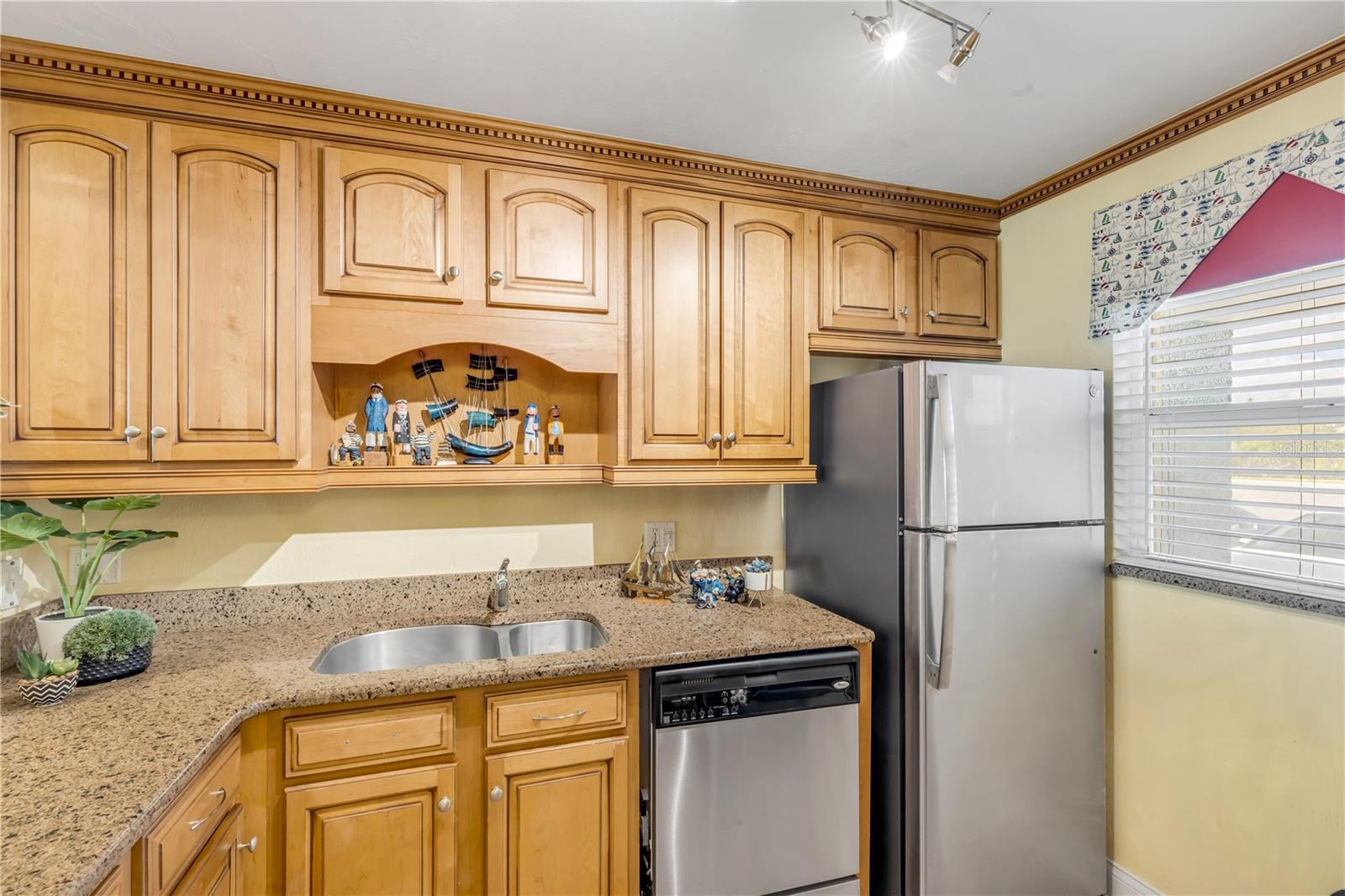 4153 Atlantic Unit 1170, New Smyrna Beach, FL 32169