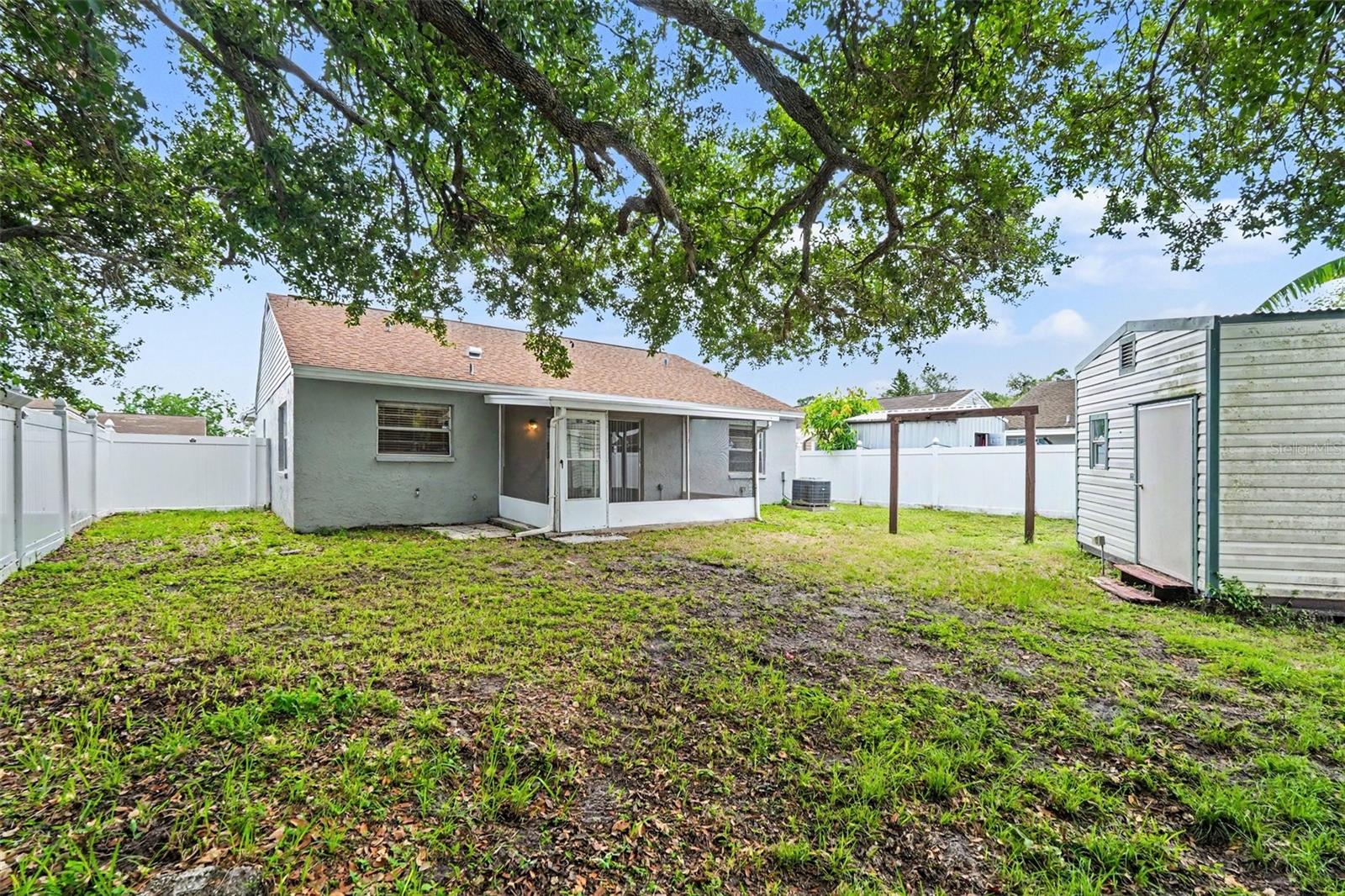 8304 Natchez, Tampa, FL 33637