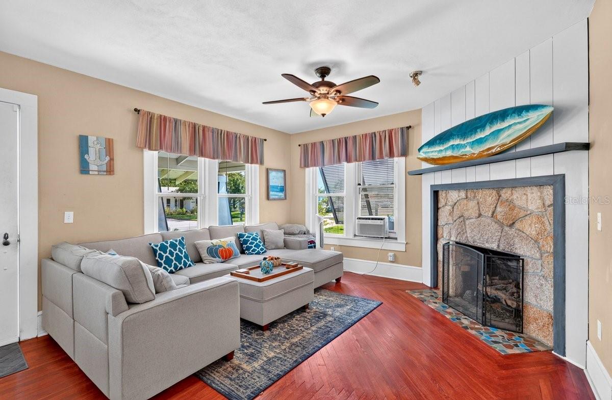 330 Hartford, Daytona Beach, FL 32118