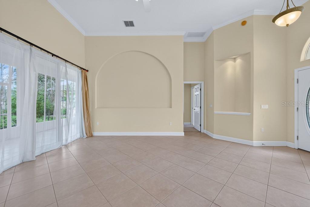 306 Terranova, Winter Haven, FL 33884