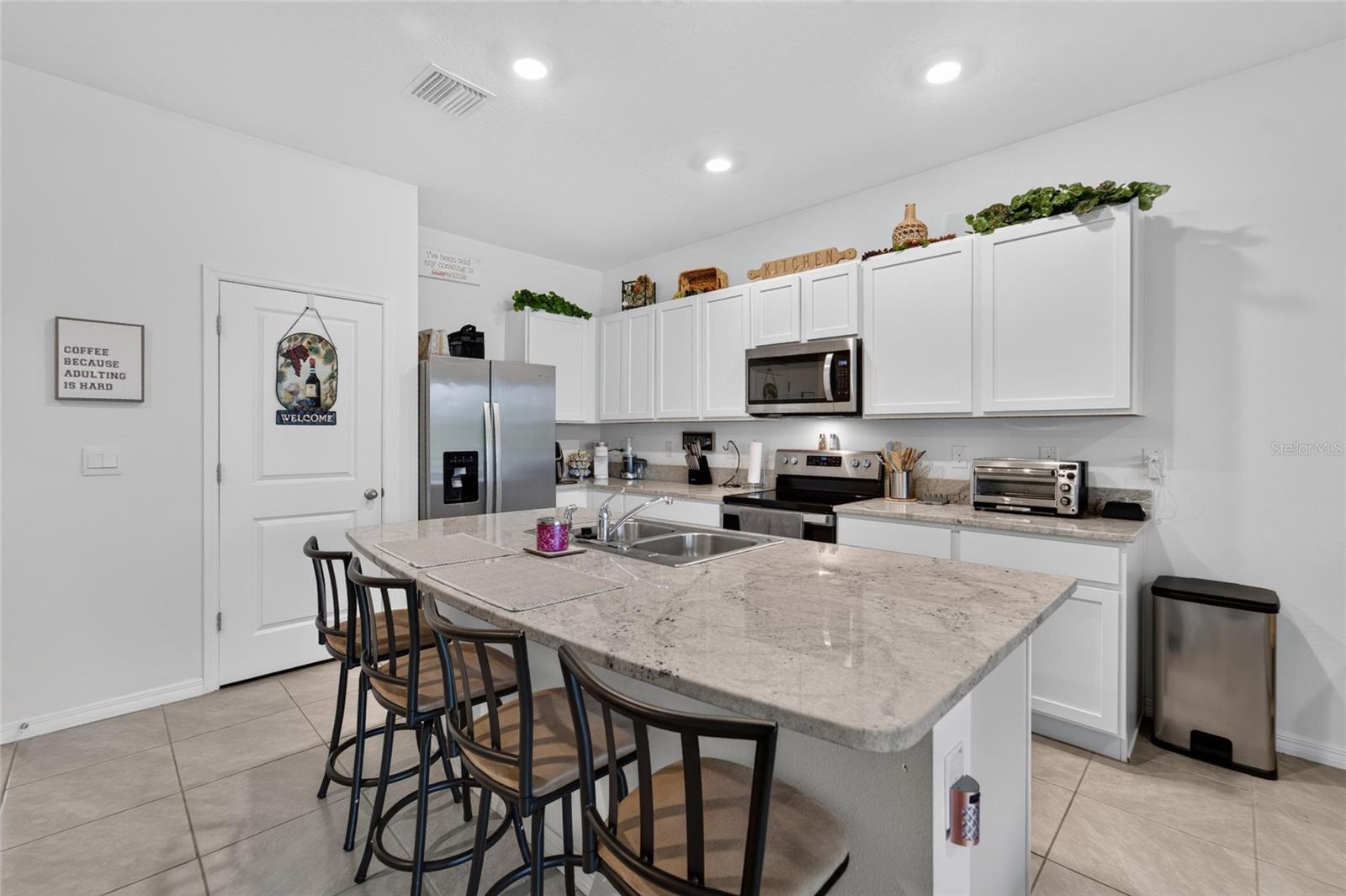 33046 Major Oak, Wesley Chapel, FL 33545