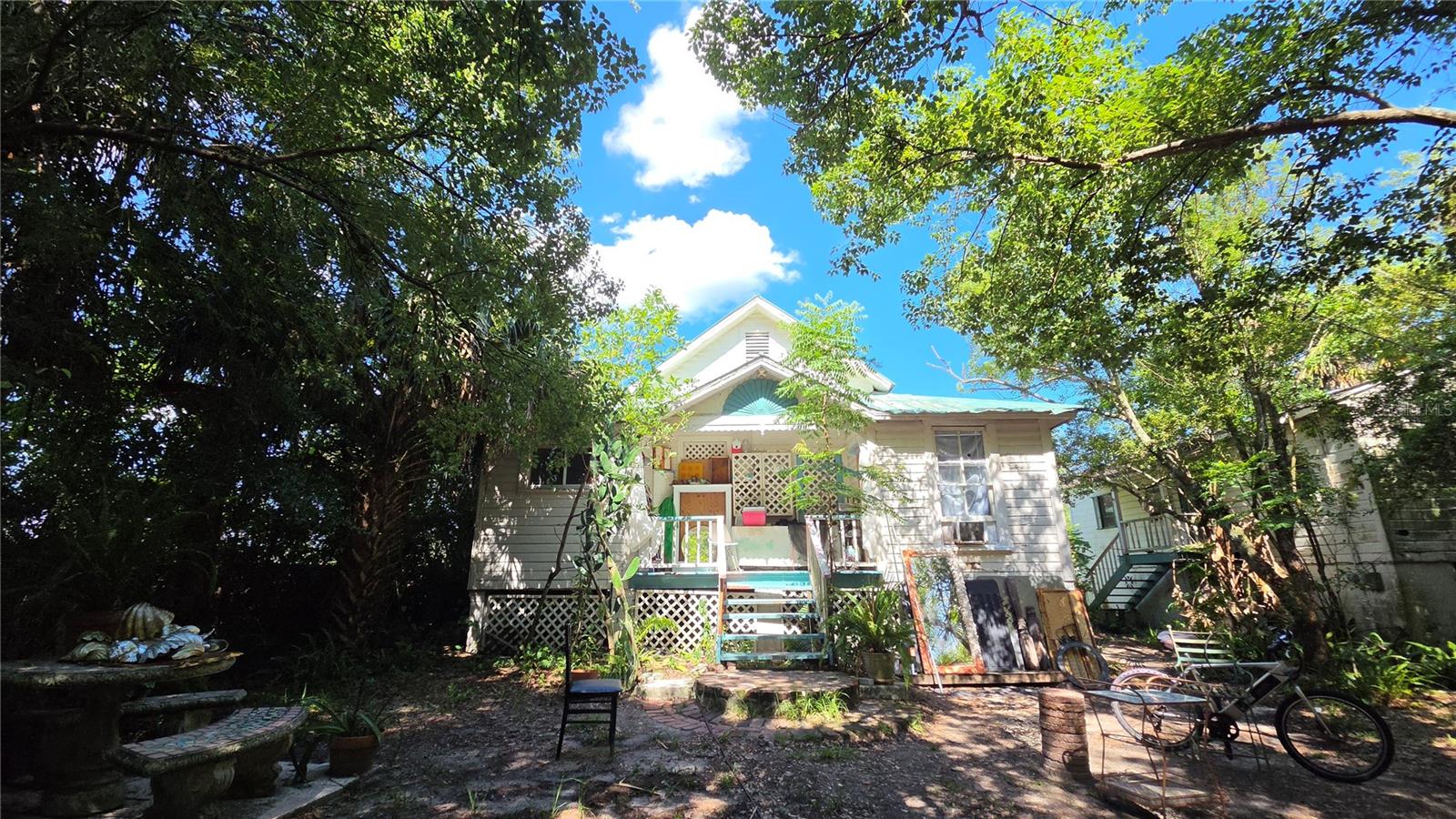 236 Amelia, Deland, FL 32724