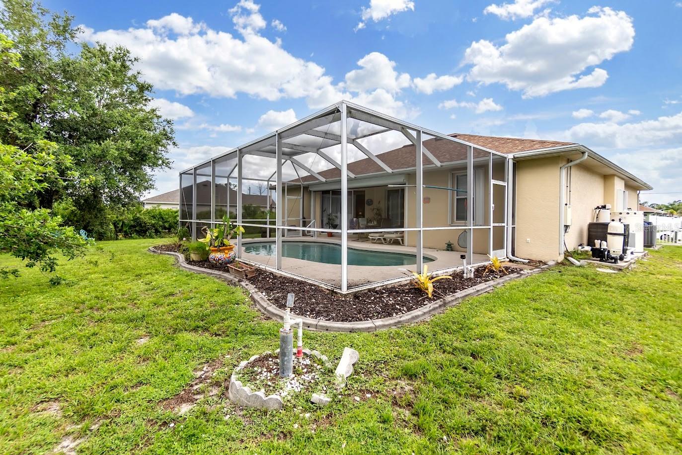 2260 Zuyder, North Port, FL 34286