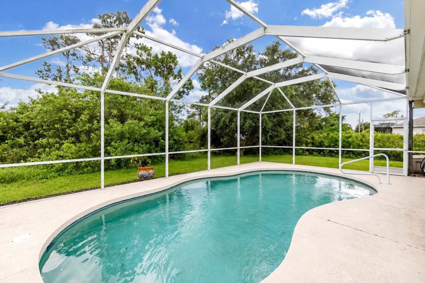 2260 Zuyder, North Port, FL 34286
