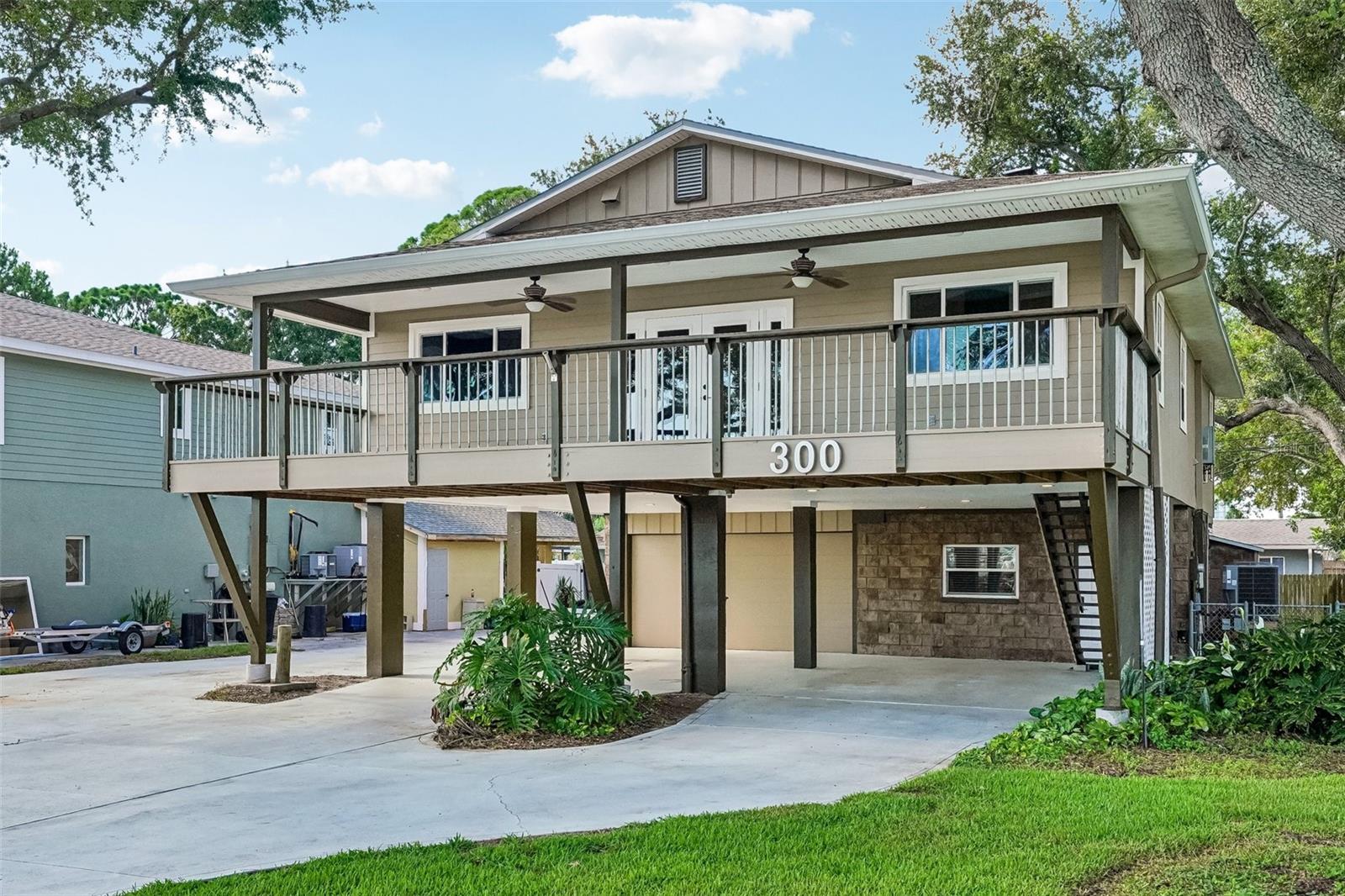 300 90th, St Petersburg, FL 33702