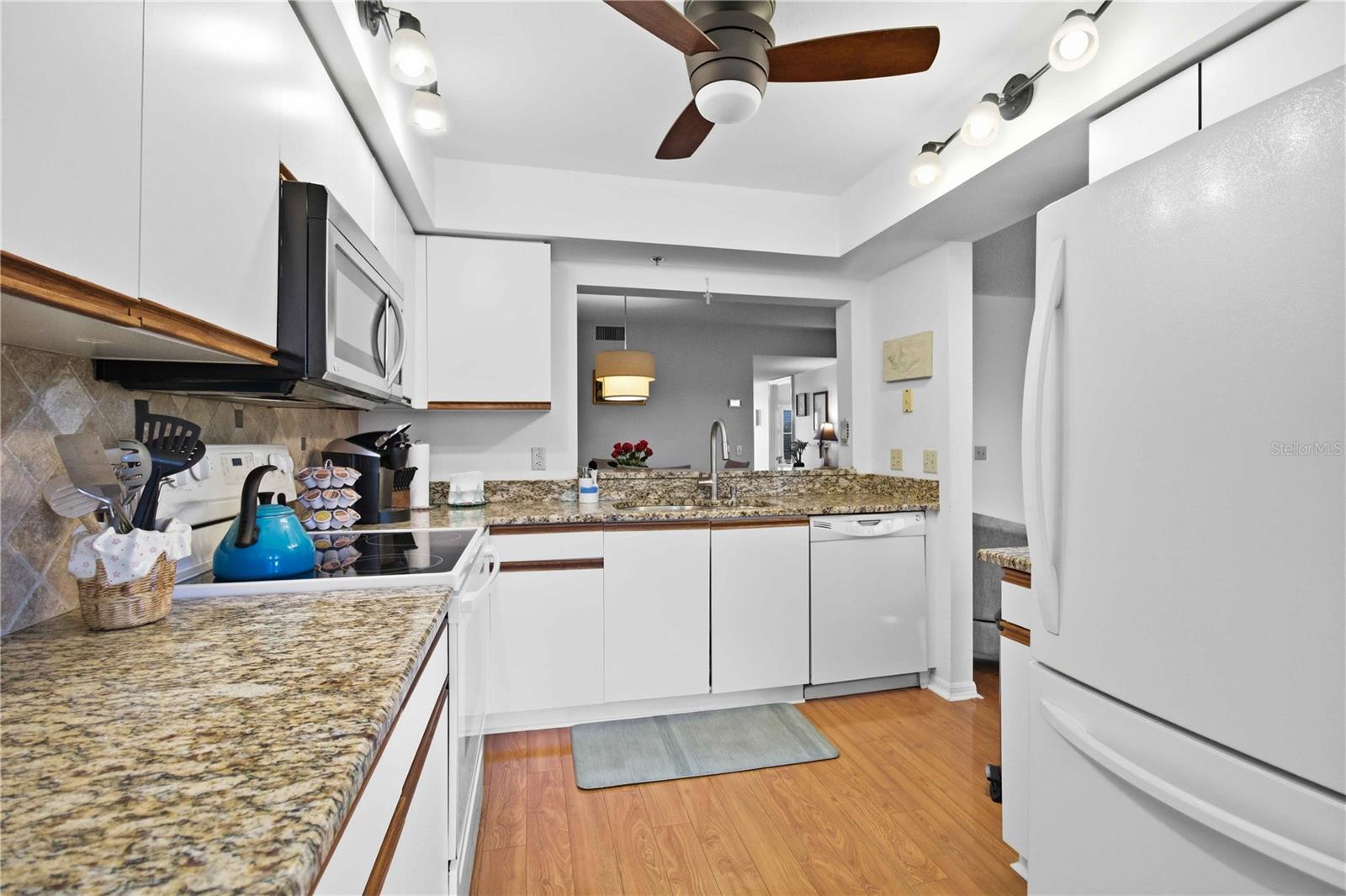 7301 29th Avenue Dr W Unit 105, Bradenton, FL 34209
