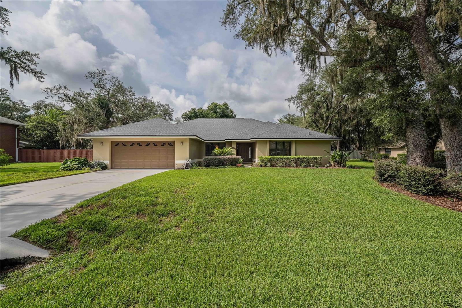 1749 Lady Bowers, Lakeland, FL 33809