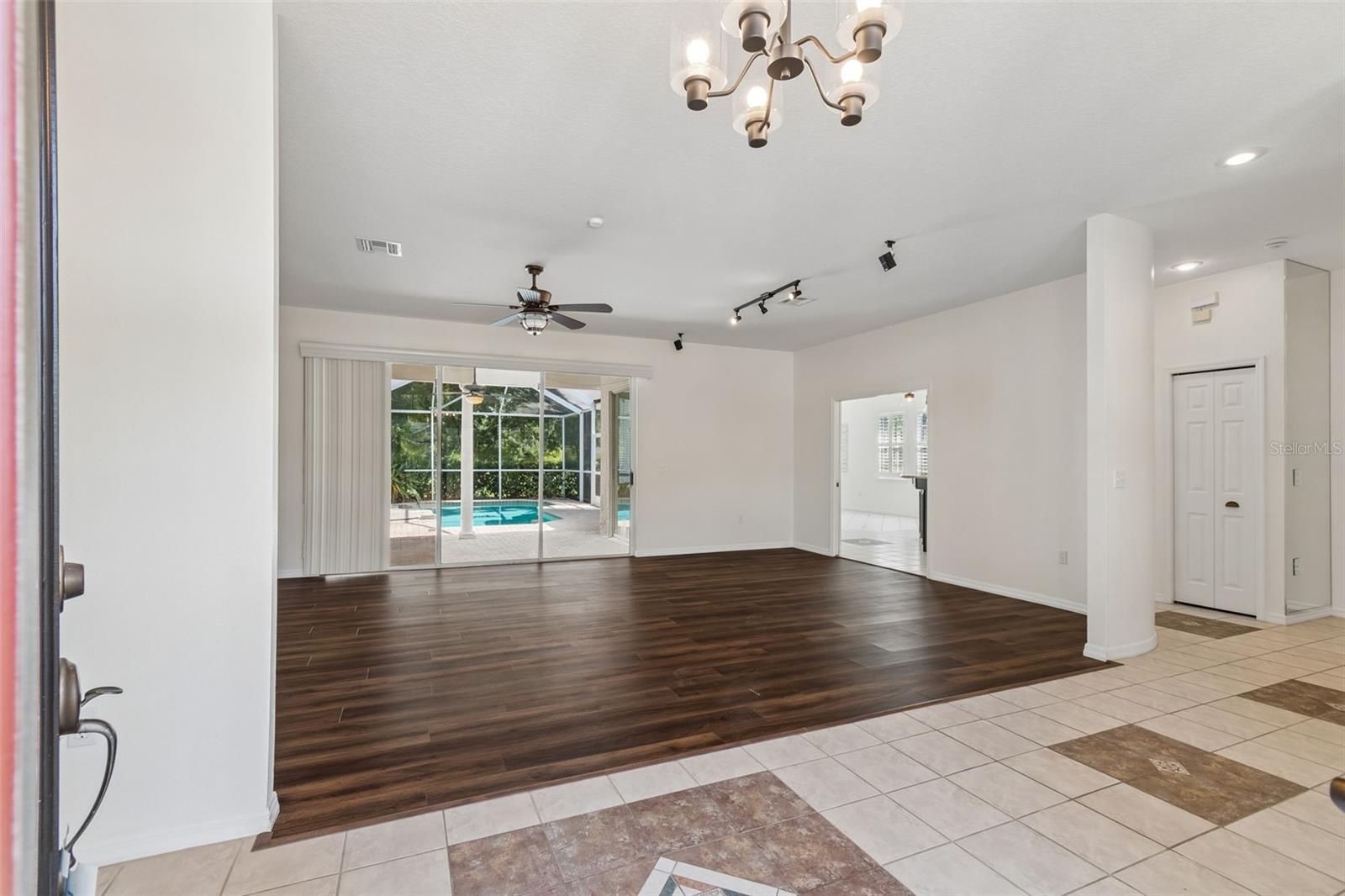 1230 Berkshire, Tarpon Springs, FL 34688