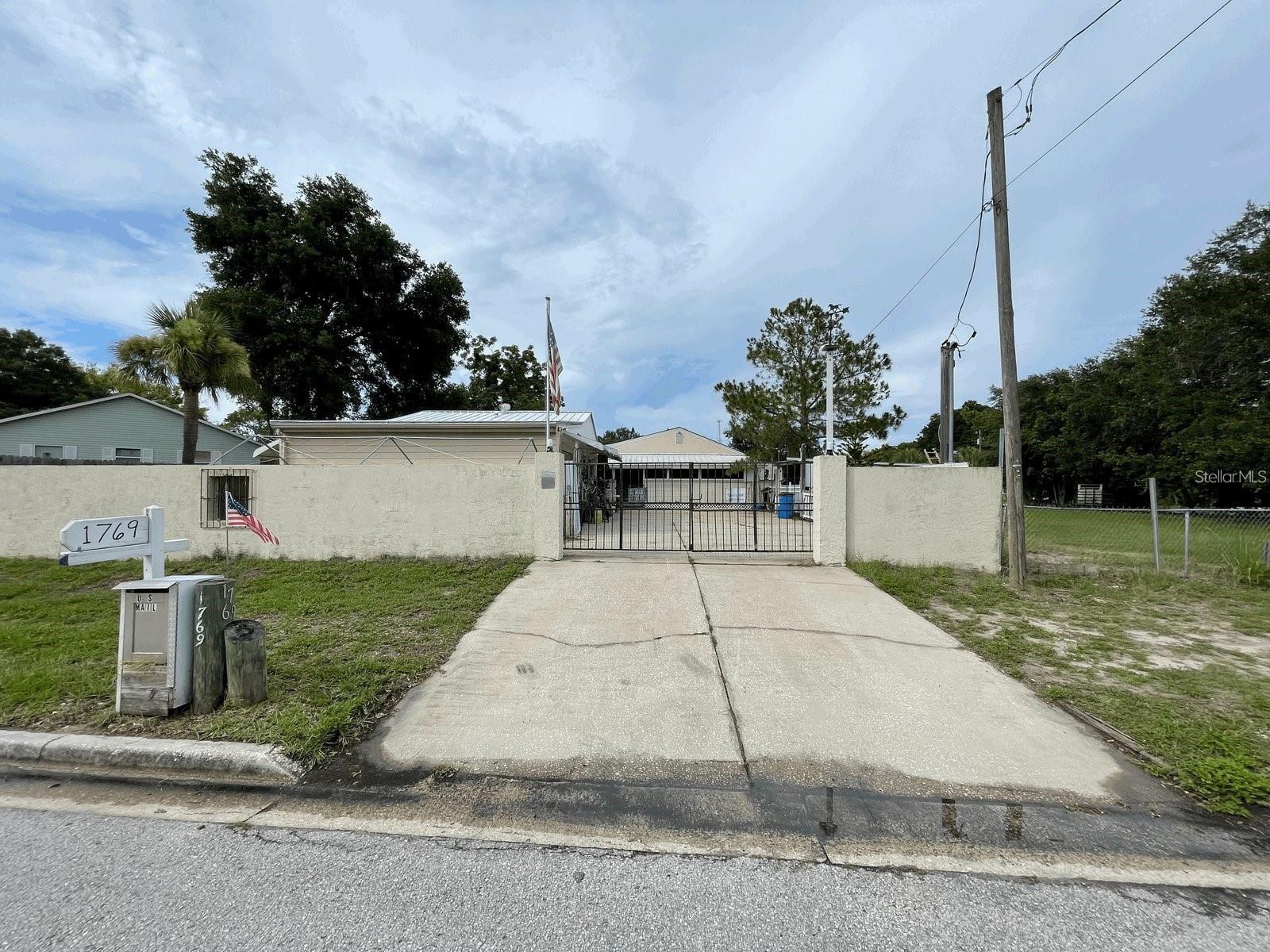 1769 Overbrook, Clearwater, FL 33755
