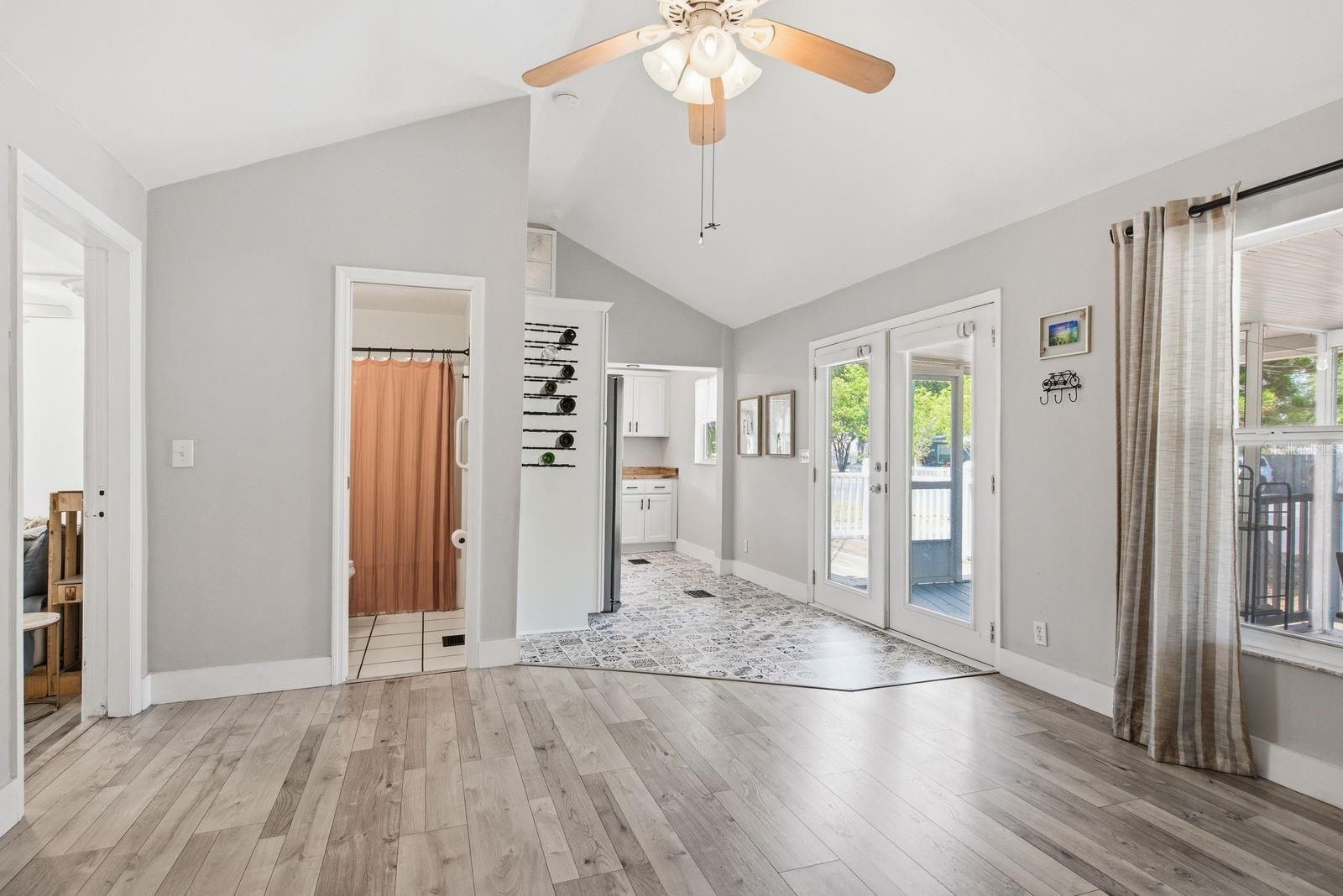 7201 5th, St Petersburg, FL 33701