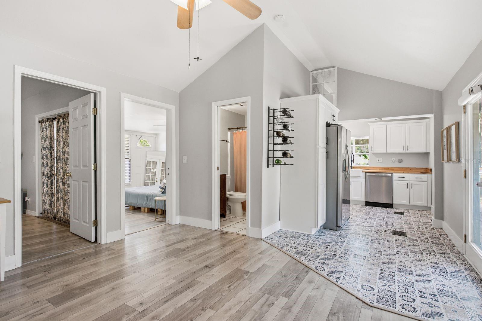 7201 5th, St Petersburg, FL 33701