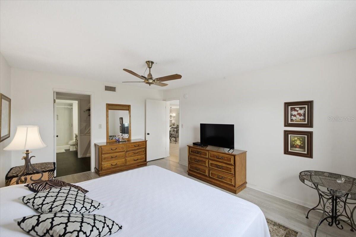 7050 Sunset Unit 216, South Pasadena, FL 33707