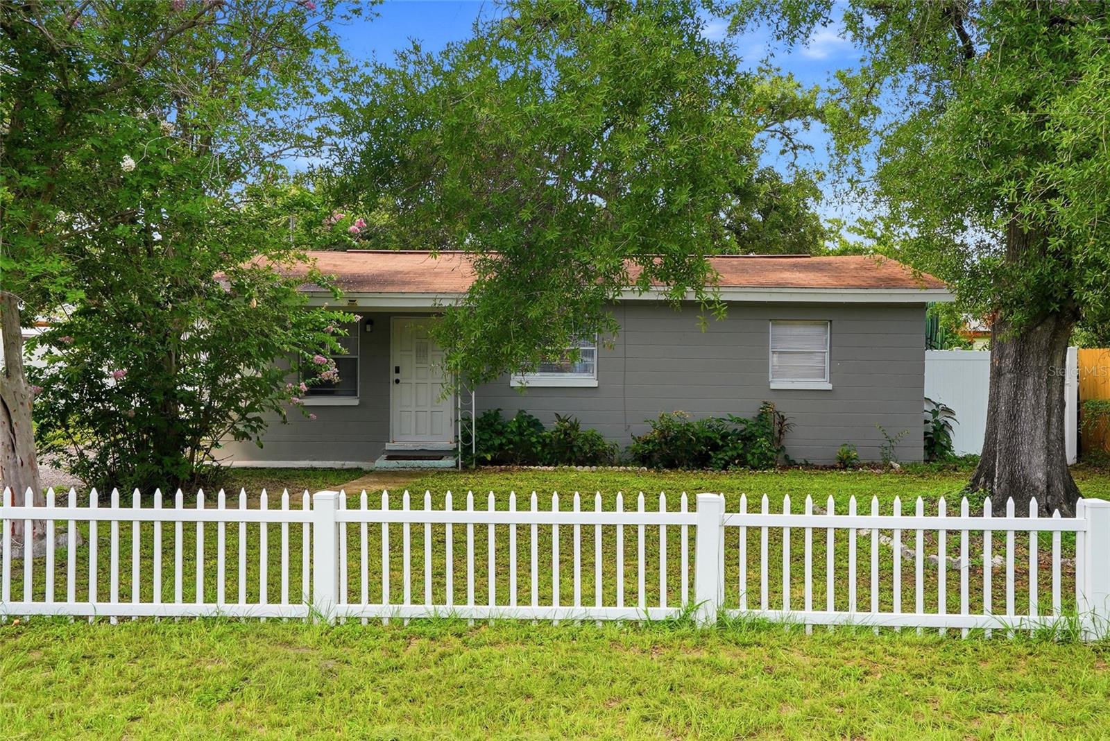 2430 Ramona, Tampa, FL 33612