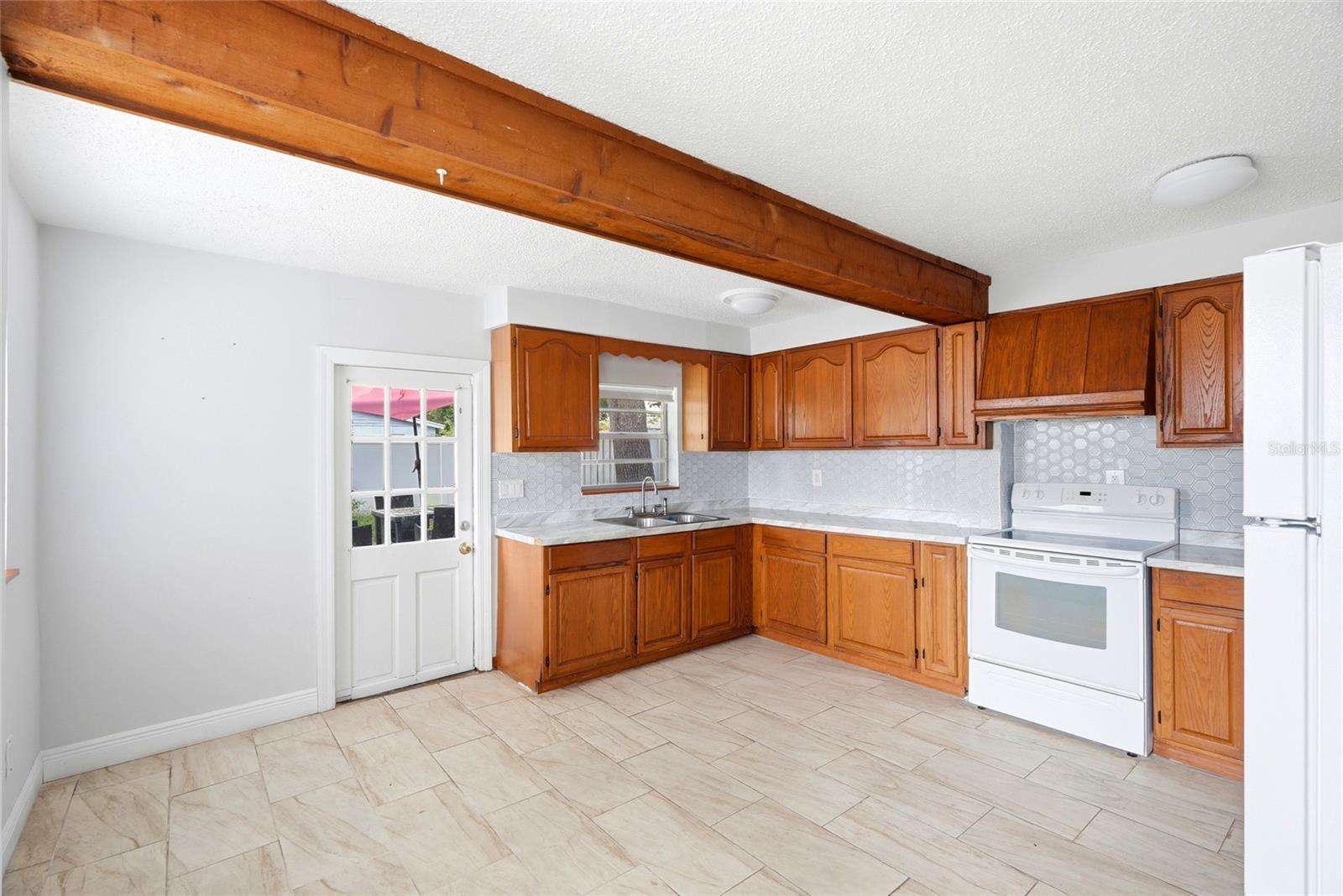 2430 Ramona, Tampa, FL 33612
