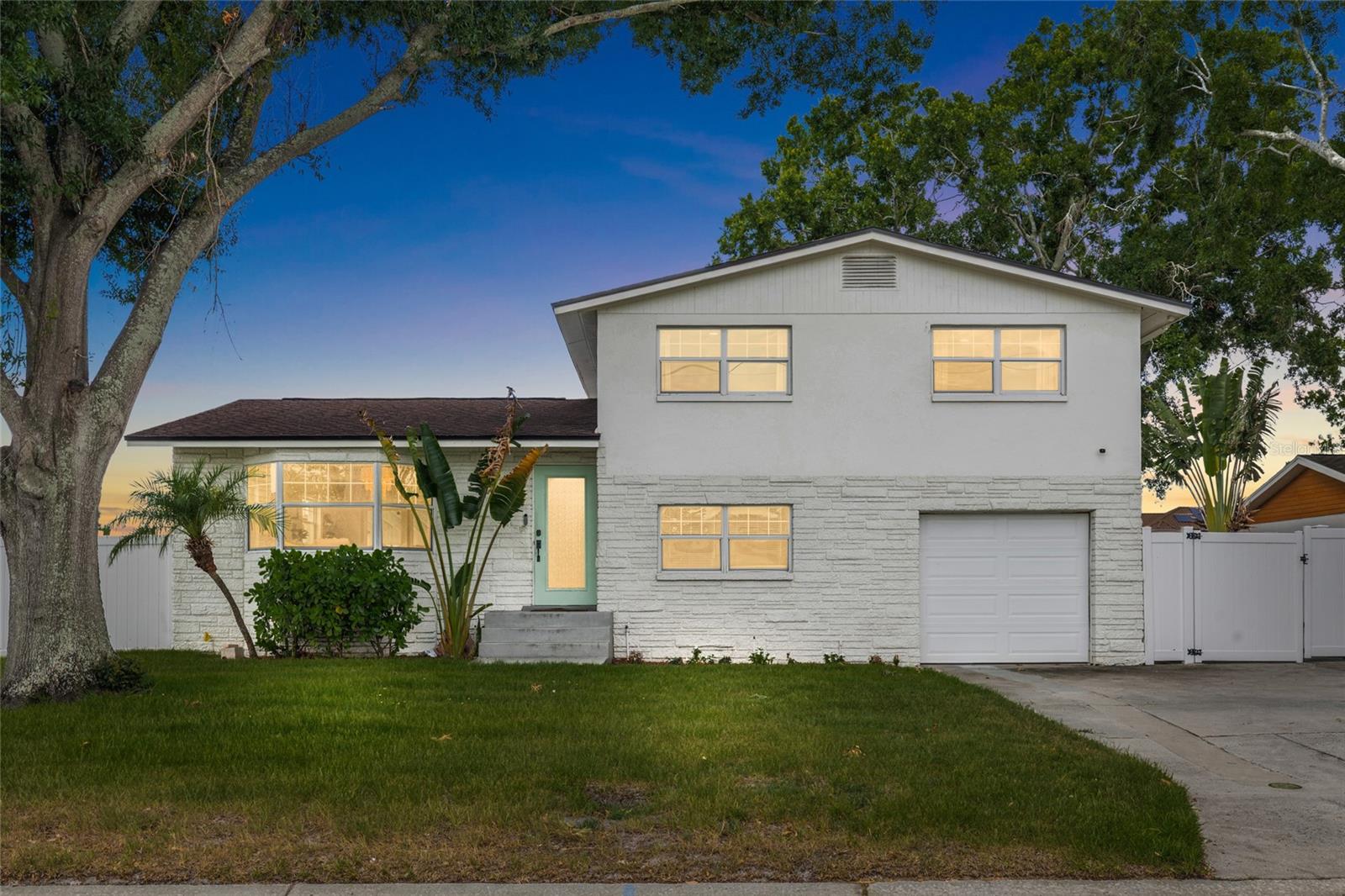 10716 Donbrese, Tampa, FL 33615