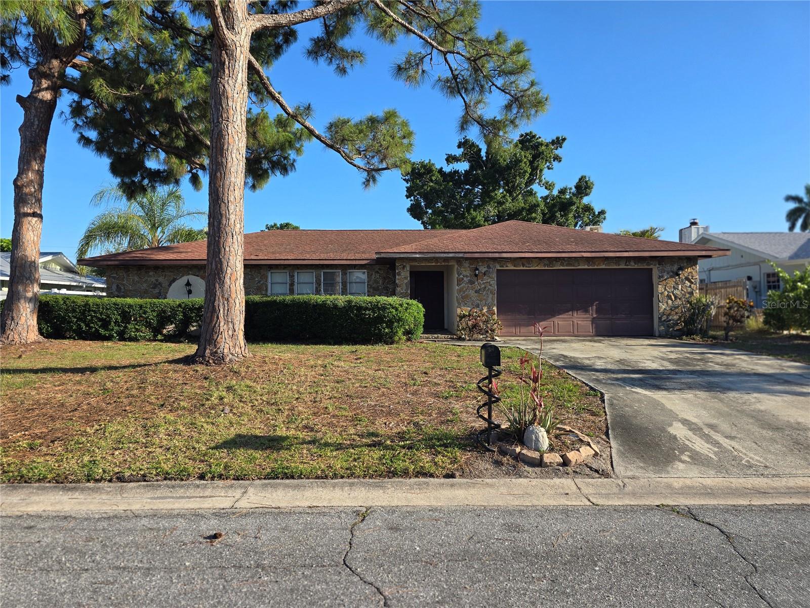 5403 2nd Avenue Dr NW, Bradenton, FL 34209