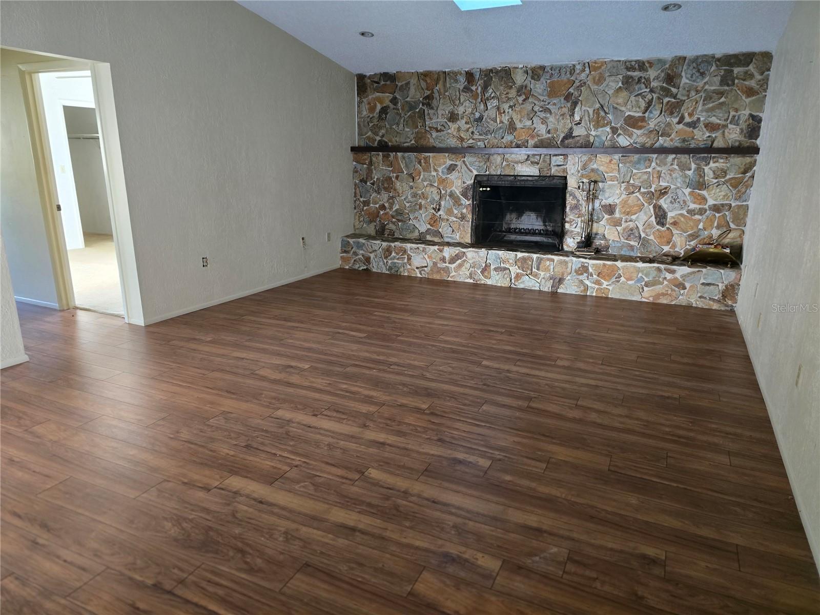 5403 2nd Avenue Dr NW, Bradenton, FL 34209