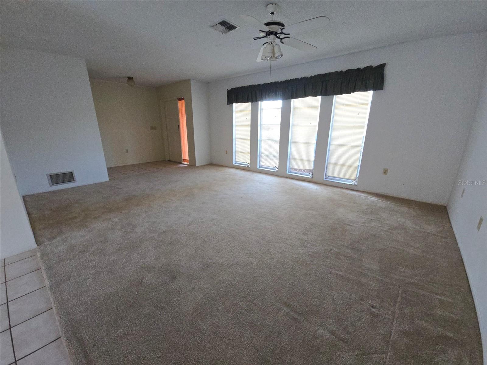 5403 2nd Avenue Dr NW, Bradenton, FL 34209