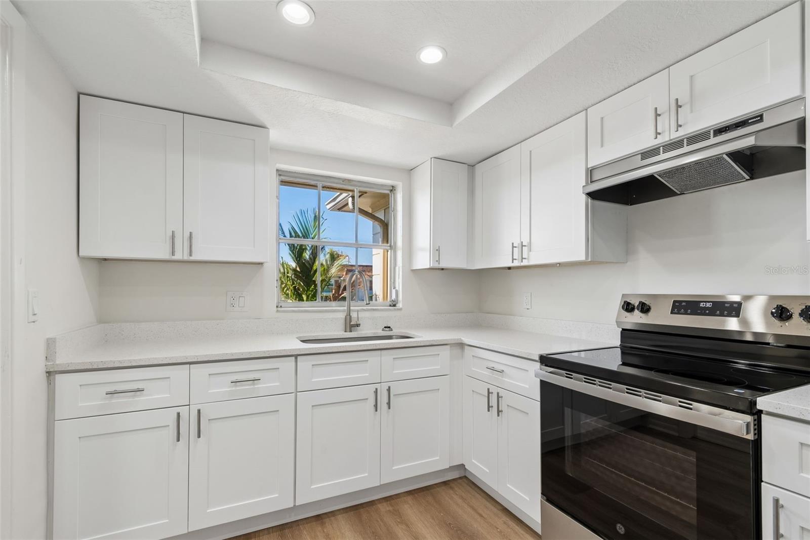 1614 Lake Unit 2, Clearwater, FL 33756