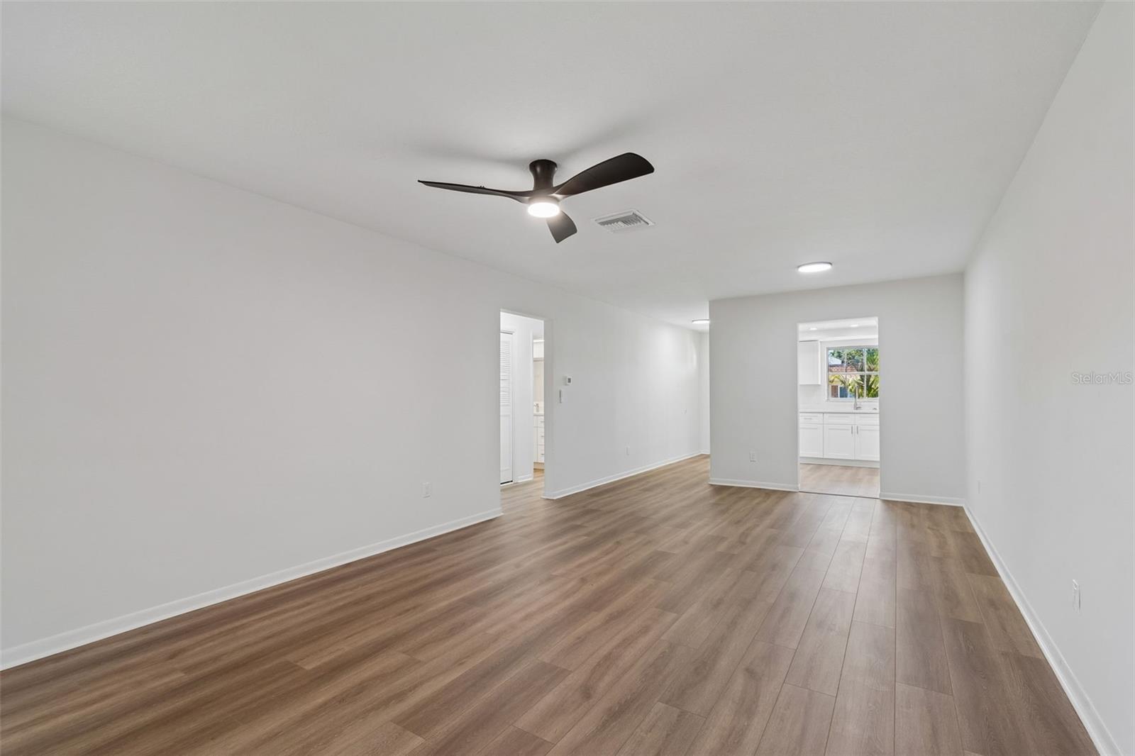 1614 Lake Unit 2, Clearwater, FL 33756